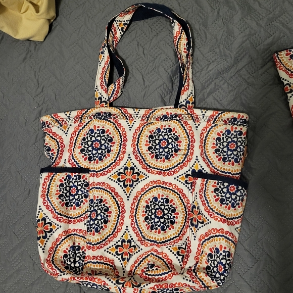 Thirty-One Tote - Picture 2 of 4
